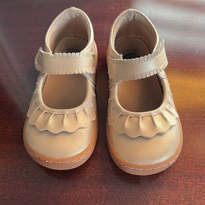 Livie and Luca Ruche size 10